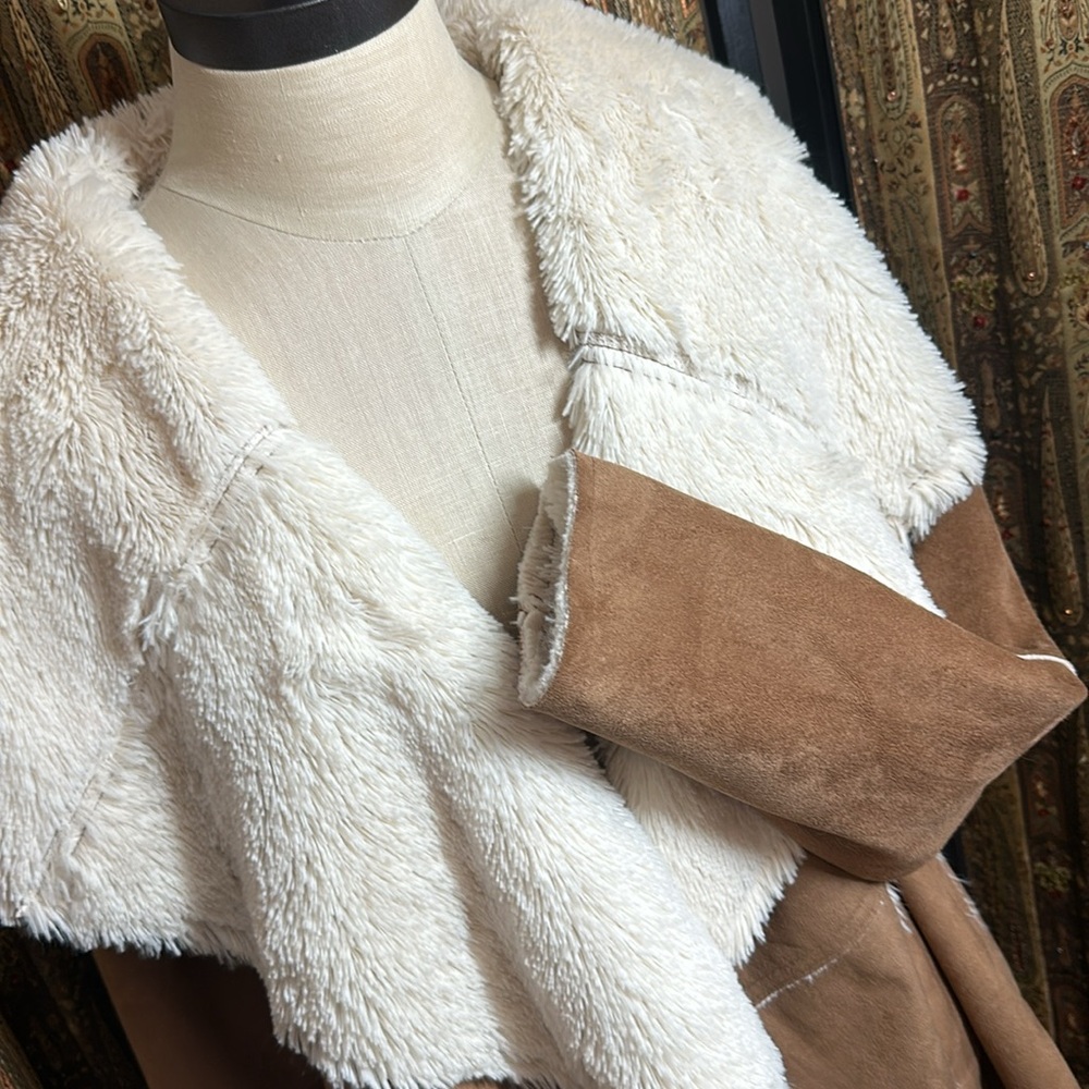 Fur-Lined Jacket - image 2